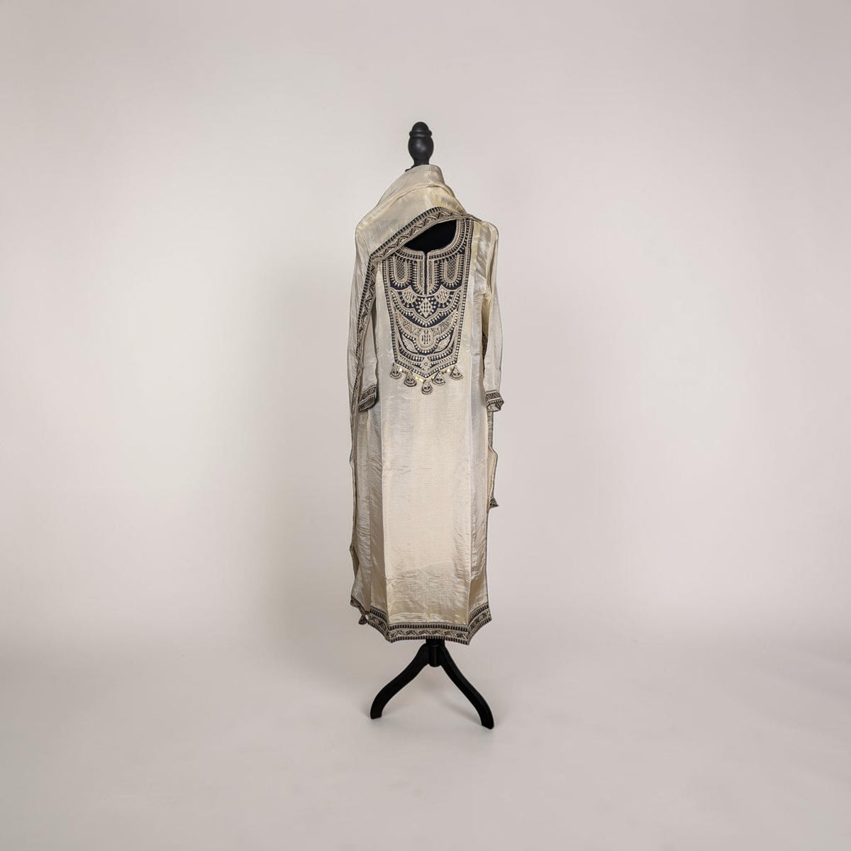 Party wear suit set